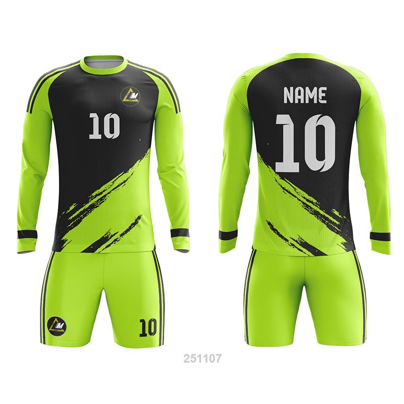 Customized Full Sublimation Long Sleeves Soccer Uniform SU367